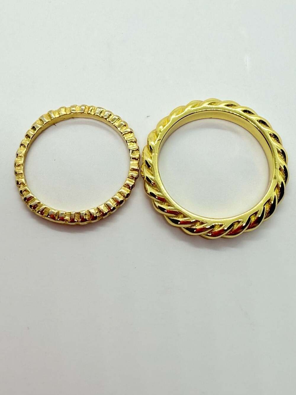 Unbranded Stackable Gold Tone Rings - Picture 3 of 6